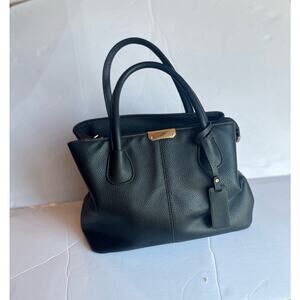 Black Faux Leather Handbag perfect value style and convenience!
